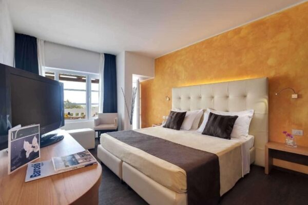 gk_furniture_ksenodoxeio_3 (8)