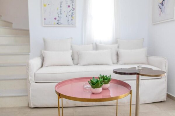 gk_furniture_ksenodoxeio_607